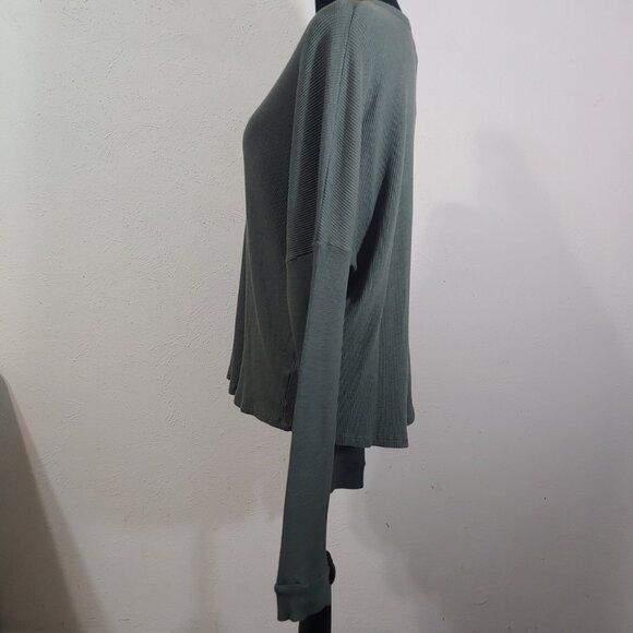 Bobi Los Angeles Split Neck Boxy Tee - Picture 4 of 6